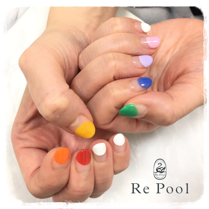 ハンド フット同時進行でレインボーネイル